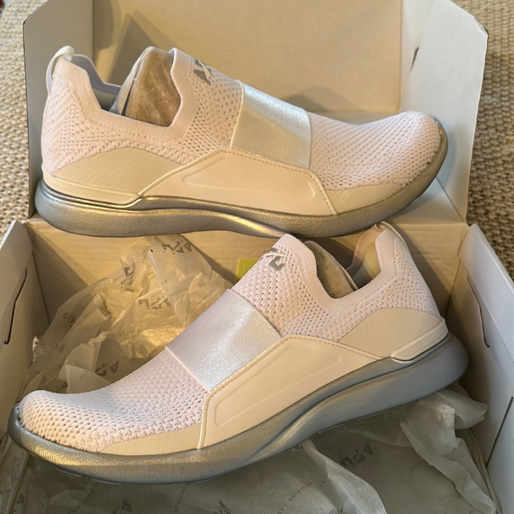 Brand new APL Techloom Bliss